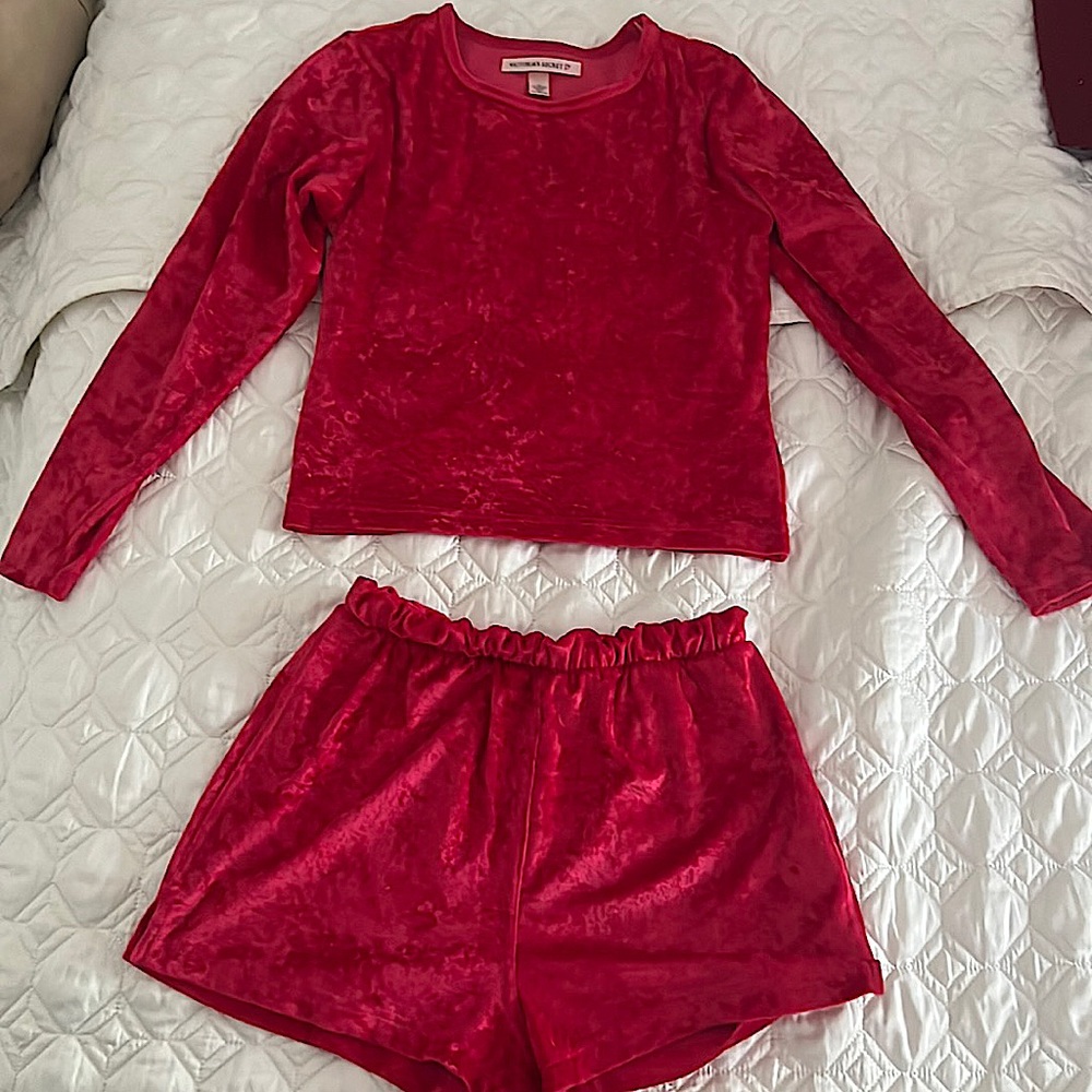 Victoria’s Secret - Red Velvet Feel Set (Top & Bottom Bundle)